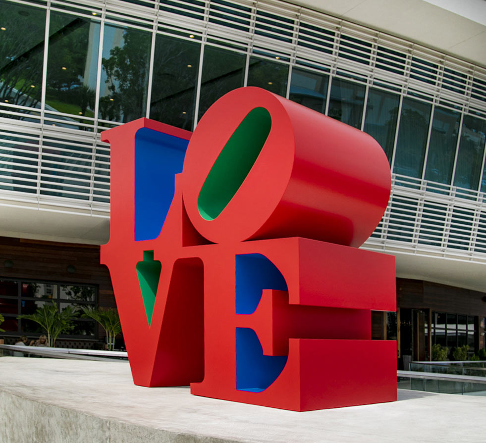 Love signal at aventura mall